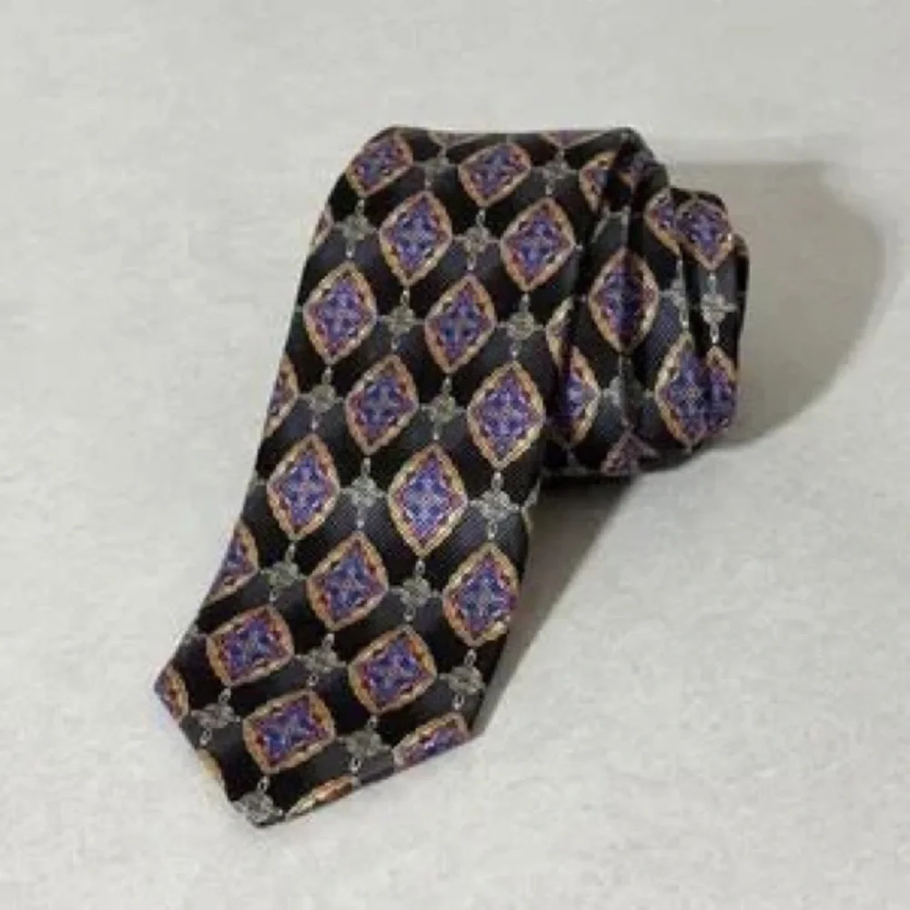 Black Silk Geometric Purple Medallion Men's Tie